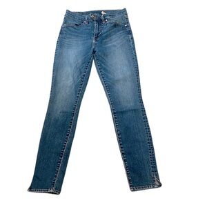 BCBGMaxAzria Slim Ankle Split Hem Jeans | Medium Blue | Size 26